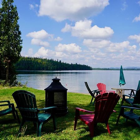 Le Cent Villa Saguenay Luaran gambar